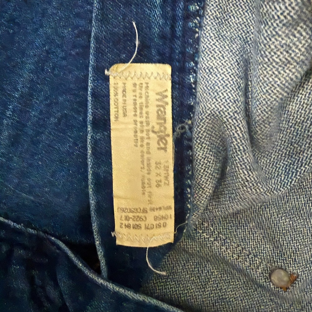 Wrangler Jeans Size 32x36 - Picture 3 of 10